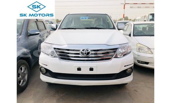Buy Import Toyota Fortuner White Car in Import - Dubai in Agalega Islands