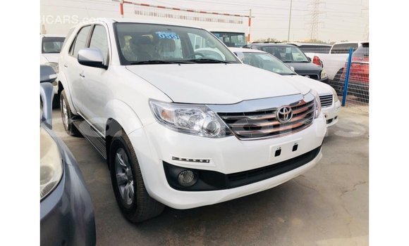 Buy Import Toyota Fortuner White Car in Import - Dubai in Agalega Islands Buy Import Toyota Fortuner White Car in Import - Dubai in Agalega Islands