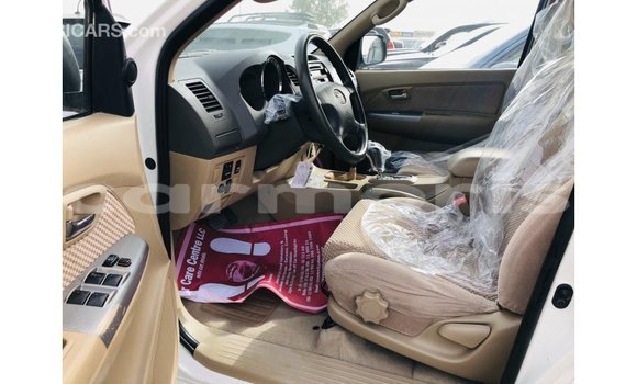 Buy Import Toyota Fortuner White Car in Import - Dubai in Agalega Islands Buy Import Toyota Fortuner White Car in Import - Dubai in Agalega Islands