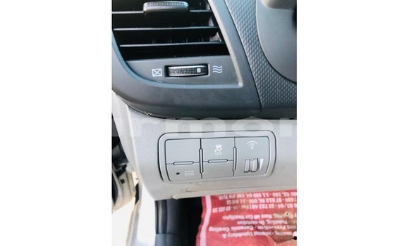 Buy Import Hyundai Accent Other Car in Import - Dubai in Agalega Islands Buy Import Hyundai Accent Other Car in Import - Dubai in Agalega Islands