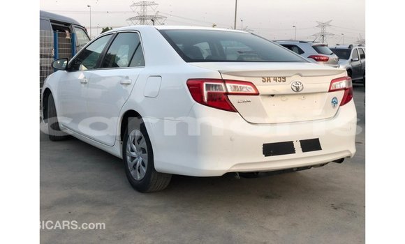 Buy Import Toyota Camry White Car in Import - Dubai in Agalega Islands Buy Import Toyota Camry White Car in Import - Dubai in Agalega Islands