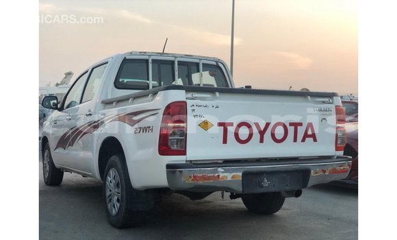 Buy Import Toyota Hilux White Car in Import - Dubai in Agalega Islands Buy Import Toyota Hilux White Car in Import - Dubai in Agalega Islands