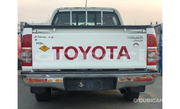 Buy Import Toyota Hilux White Car in Import - Dubai in Agalega Islands Buy Import Toyota Hilux White Car in Import - Dubai in Agalega Islands