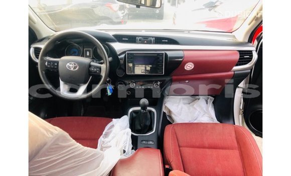 Buy Import Toyota Hilux White Car in Import - Dubai in Agalega Islands Buy Import Toyota Hilux White Car in Import - Dubai in Agalega Islands