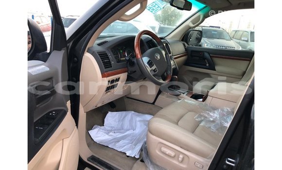 Buy Import Toyota Land Cruiser Black Car in Import - Dubai in Agalega Islands Buy Import Toyota Land Cruiser Black Car in Import - Dubai in Agalega Islands