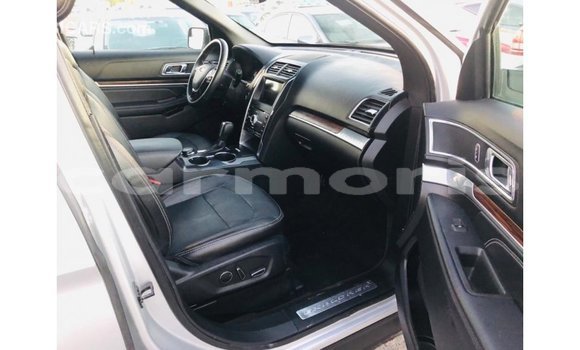Buy Import Ford Explorer Other Car in Import - Dubai in Agalega Islands Buy Import Ford Explorer Other Car in Import - Dubai in Agalega Islands