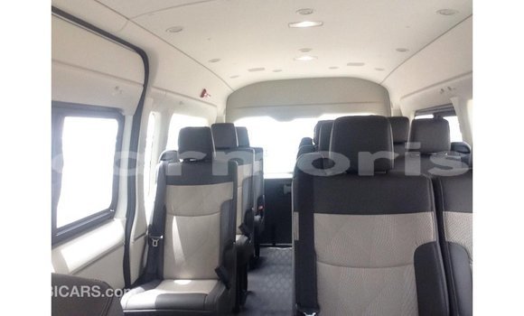 Buy Import Toyota Hiace White Car in Import - Dubai in Agalega Islands Buy Import Toyota Hiace White Car in Import - Dubai in Agalega Islands