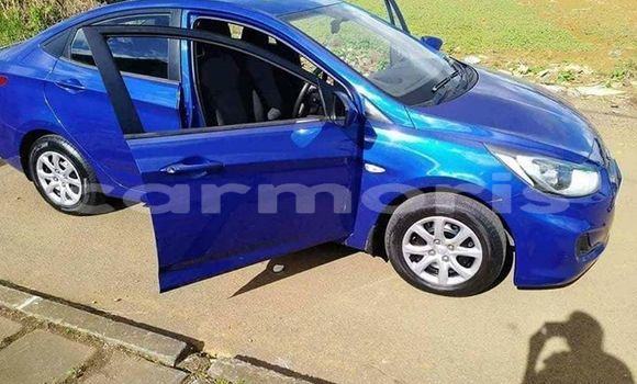 Buy Used Hyundai Accent Blue Car in Port Louis in Port Louis District