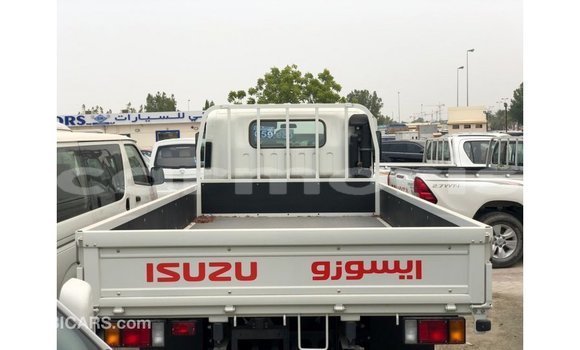 Buy Import Isuzu Rodeo White Car in Import - Dubai in Agalega Islands Buy Import Isuzu Rodeo White Car in Import - Dubai in Agalega Islands
