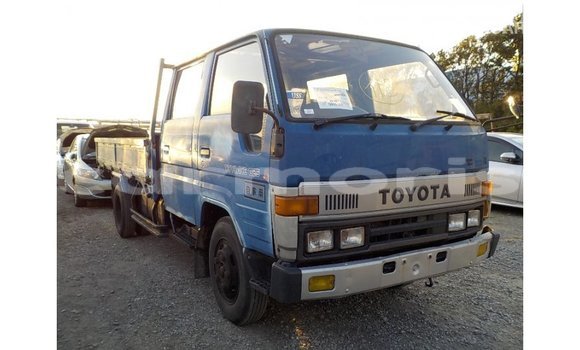Buy Import Toyota Dyna Blue Truck in Import - Dubai in Agalega Islands Buy Import Toyota Dyna Blue Truck in Import - Dubai in Agalega Islands