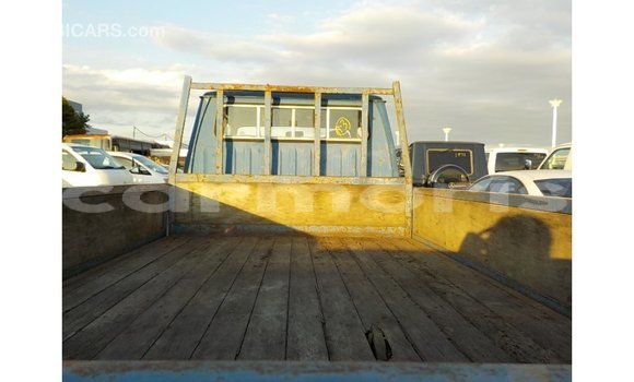 Buy Import Toyota Dyna Blue Truck in Import - Dubai in Agalega Islands Buy Import Toyota Dyna Blue Truck in Import - Dubai in Agalega Islands