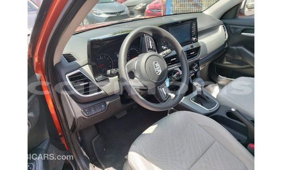 Buy Import Kia Carens Other Car in Import - Dubai in Agalega Islands Buy Import Kia Carens Other Car in Import - Dubai in Agalega Islands