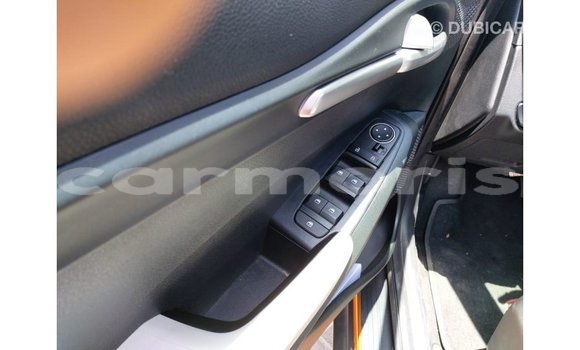 Buy Import Kia Carens Other Car in Import - Dubai in Agalega Islands Buy Import Kia Carens Other Car in Import - Dubai in Agalega Islands