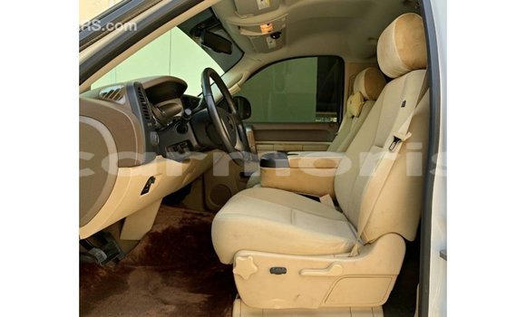 Buy Import Chevrolet Silverado White Car in Import - Dubai in Agalega Islands Buy Import Chevrolet Silverado White Car in Import - Dubai in Agalega Islands