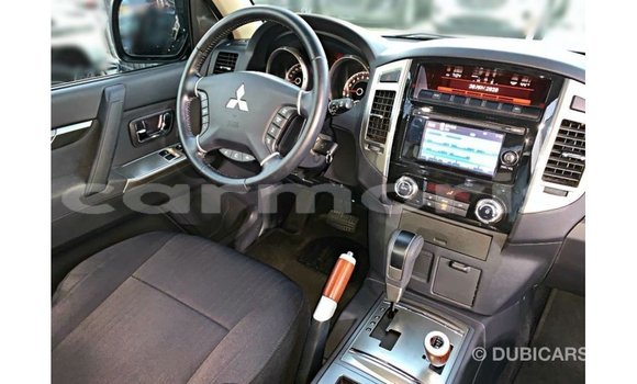Buy Import Mitsubishi Pajero White Car in Import - Dubai in Agalega Islands Buy Import Mitsubishi Pajero White Car in Import - Dubai in Agalega Islands
