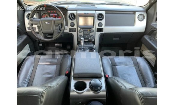 Buy Import Ford Club Wagon Beige Car in Import - Dubai in Agalega Islands Buy Import Ford Club Wagon Beige Car in Import - Dubai in Agalega Islands
