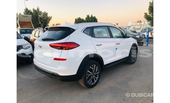 Buy Import Hyundai Tucson White Car in Import - Dubai in Agalega Islands Buy Import Hyundai Tucson White Car in Import - Dubai in Agalega Islands