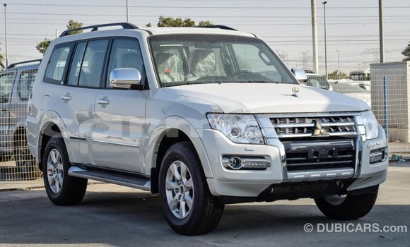 Buy Import Mitsubishi Pajero White Car in Import - Dubai in Agalega Islands Buy Import Mitsubishi Pajero White Car in Import - Dubai in Agalega Islands