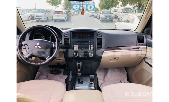Buy Import Mitsubishi Pajero White Car in Import - Dubai in Agalega Islands Buy Import Mitsubishi Pajero White Car in Import - Dubai in Agalega Islands