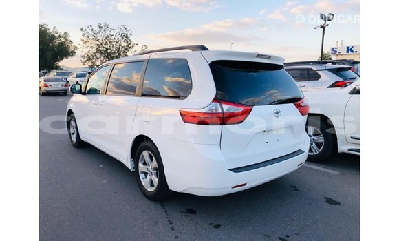 Buy Import Toyota Sienna White Car in Import - Dubai in Agalega Islands Buy Import Toyota Sienna White Car in Import - Dubai in Agalega Islands