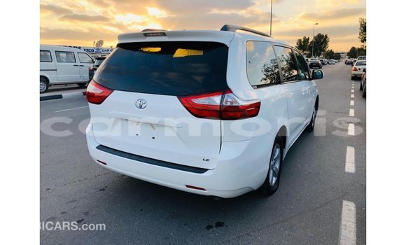 Buy Import Toyota Sienna White Car in Import - Dubai in Agalega Islands Buy Import Toyota Sienna White Car in Import - Dubai in Agalega Islands