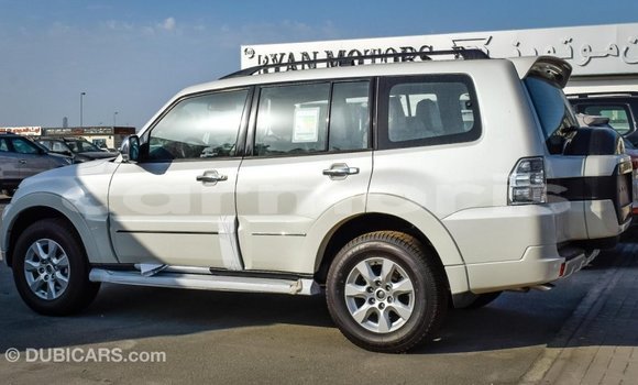 Buy Import Mitsubishi Pajero White Car in Import - Dubai in Agalega Islands Buy Import Mitsubishi Pajero White Car in Import - Dubai in Agalega Islands