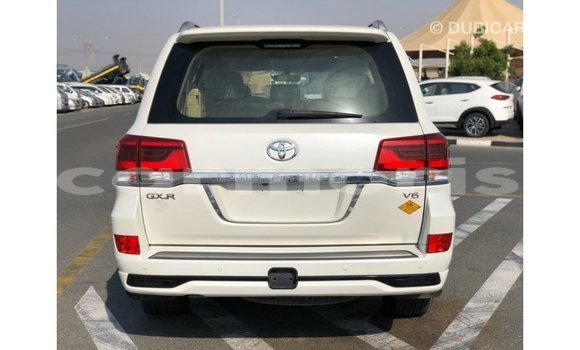 Buy Import Toyota Land Cruiser White Car in Import - Dubai in Agalega Islands Buy Import Toyota Land Cruiser White Car in Import - Dubai in Agalega Islands