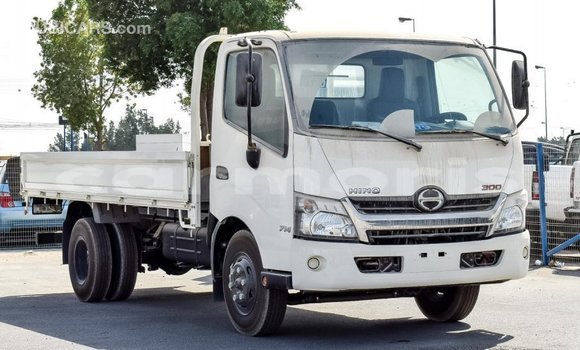 Buy Import Hino 300 Series White Truck in Import - Dubai in Agalega Islands Buy Import Hino 300 Series White Truck in Import - Dubai in Agalega Islands