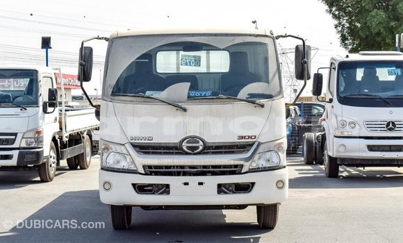 Buy Import Hino 300 Series White Truck in Import - Dubai in Agalega Islands Buy Import Hino 300 Series White Truck in Import - Dubai in Agalega Islands