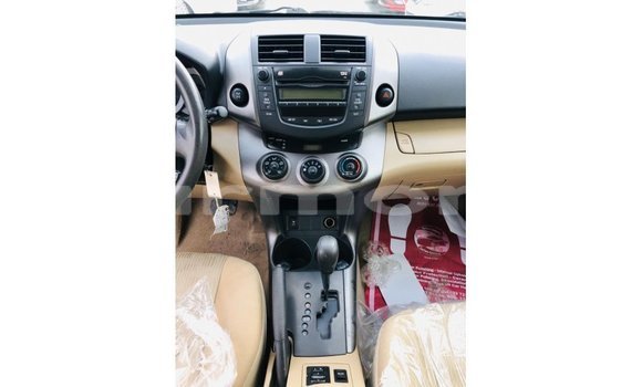 Buy Import Toyota HiAce Black Truck in Import - Dubai in Agalega Islands Buy Import Toyota HiAce Black Truck in Import - Dubai in Agalega Islands