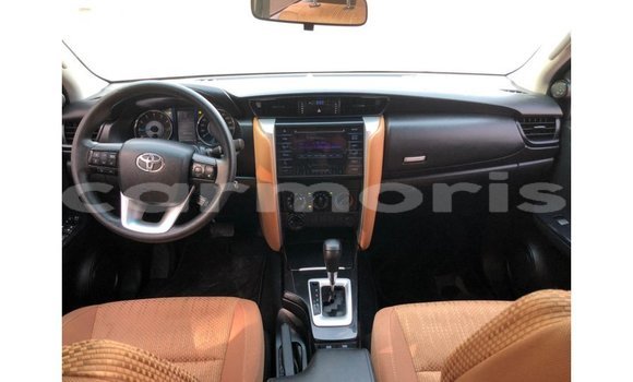 Buy Import Toyota Fortuner White Car in Import - Dubai in Agalega Islands Buy Import Toyota Fortuner White Car in Import - Dubai in Agalega Islands