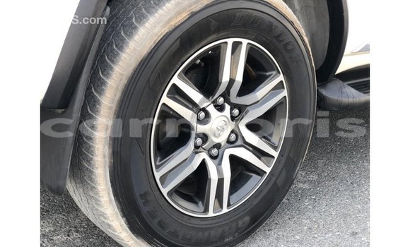 Buy Import Toyota Fortuner White Car in Import - Dubai in Agalega Islands Buy Import Toyota Fortuner White Car in Import - Dubai in Agalega Islands