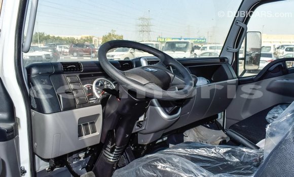 Buy Import Mitsubishi Carisma White Car in Import - Dubai in Agalega Islands Buy Import Mitsubishi Carisma White Car in Import - Dubai in Agalega Islands