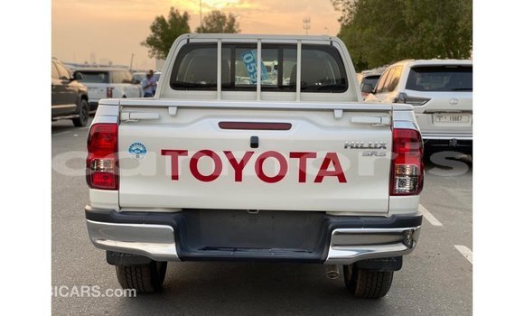 Buy Import Toyota Hilux White Car in Import - Dubai in Agalega Islands Buy Import Toyota Hilux White Car in Import - Dubai in Agalega Islands