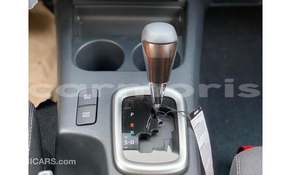 Buy Import Toyota Hilux White Car in Import - Dubai in Agalega Islands Buy Import Toyota Hilux White Car in Import - Dubai in Agalega Islands