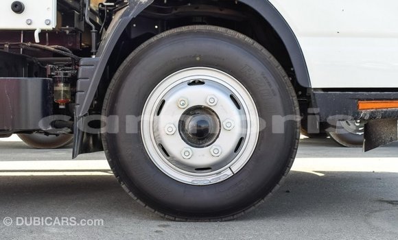 Buy Import Mitsubishi Carisma White Car in Import - Dubai in Agalega Islands Buy Import Mitsubishi Carisma White Car in Import - Dubai in Agalega Islands