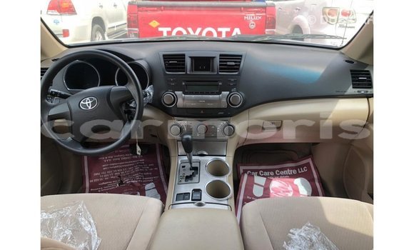 Buy Import Toyota Highlander Blue Car in Import - Dubai in Agalega Islands Buy Import Toyota Highlander Blue Car in Import - Dubai in Agalega Islands