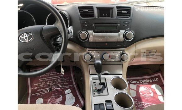 Buy Import Toyota Highlander Blue Car in Import - Dubai in Agalega Islands Buy Import Toyota Highlander Blue Car in Import - Dubai in Agalega Islands