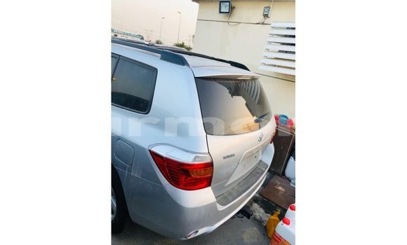 Buy Import Toyota Highlander Other Car in Import - Dubai in Agalega Islands Buy Import Toyota Highlander Other Car in Import - Dubai in Agalega Islands