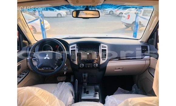 Buy Import Mitsubishi Pajero Black Car in Import - Dubai in Agalega Islands Buy Import Mitsubishi Pajero Black Car in Import - Dubai in Agalega Islands
