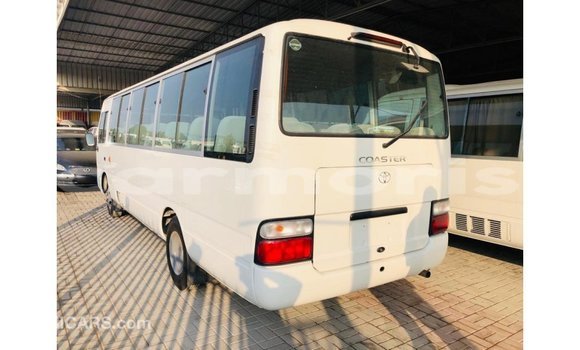 Buy Import Toyota Coaster White Car in Import - Dubai in Agalega Islands Buy Import Toyota Coaster White Car in Import - Dubai in Agalega Islands