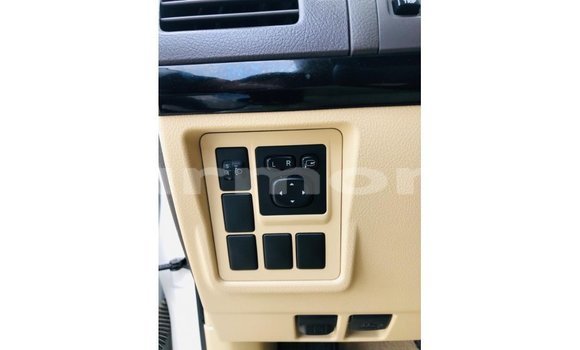 Buy Import Toyota Prado White Car in Import - Dubai in Agalega Islands Buy Import Toyota Prado White Car in Import - Dubai in Agalega Islands