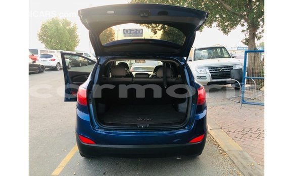 Buy Import Hyundai Tucson Blue Car in Import - Dubai in Agalega Islands Buy Import Hyundai Tucson Blue Car in Import - Dubai in Agalega Islands
