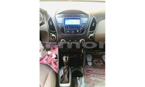 Buy Import Hyundai Tucson Blue Car in Import - Dubai in Agalega Islands Buy Import Hyundai Tucson Blue Car in Import - Dubai in Agalega Islands