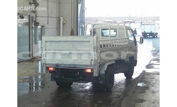 Buy Import Toyota Dyna White Truck in Import - Dubai in Agalega Islands Buy Import Toyota Dyna White Truck in Import - Dubai in Agalega Islands
