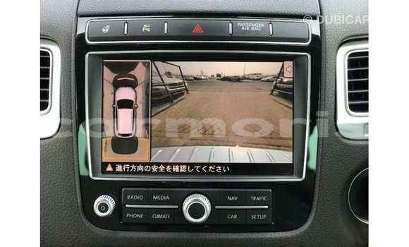 Acheter Import Voiture Volkswagen Touareg Marron à Import - Dubai, Îles Agalega Acheter Import Voiture Volkswagen Touareg Marron à Import - Dubai, Îles Agalega