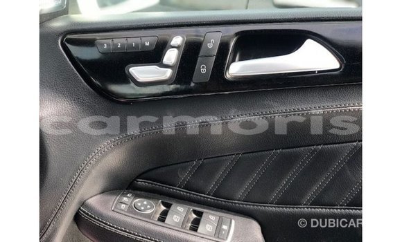 Acheter Import Voiture Mercedes-Benz 190 Blanc à Import - Dubai, Îles Agalega Acheter Import Voiture Mercedes-Benz 190 Blanc à Import - Dubai, Îles Agalega