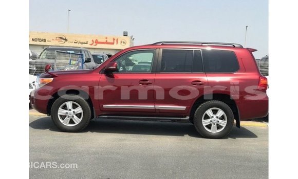Acheter Import Voiture Toyota Land Cruiser Rouge à Import - Dubai, Îles Agalega Acheter Import Voiture Toyota Land Cruiser Rouge à Import - Dubai, Îles Agalega
