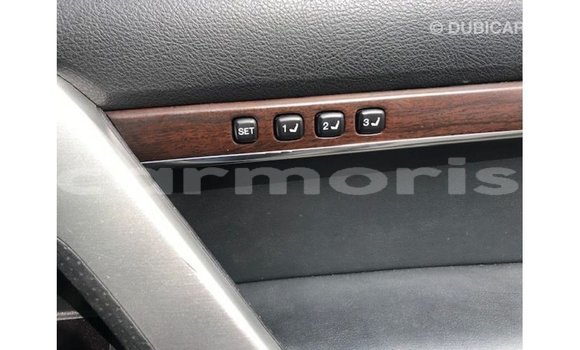 Acheter Import Voiture Toyota Land Cruiser Blanc à Import - Dubai, Îles Agalega Acheter Import Voiture Toyota Land Cruiser Blanc à Import - Dubai, Îles Agalega