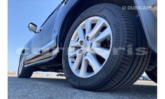 Acheter Import Voiture Toyota Land Cruiser Noir à Import - Dubai, Îles Agalega Acheter Import Voiture Toyota Land Cruiser Noir à Import - Dubai, Îles Agalega